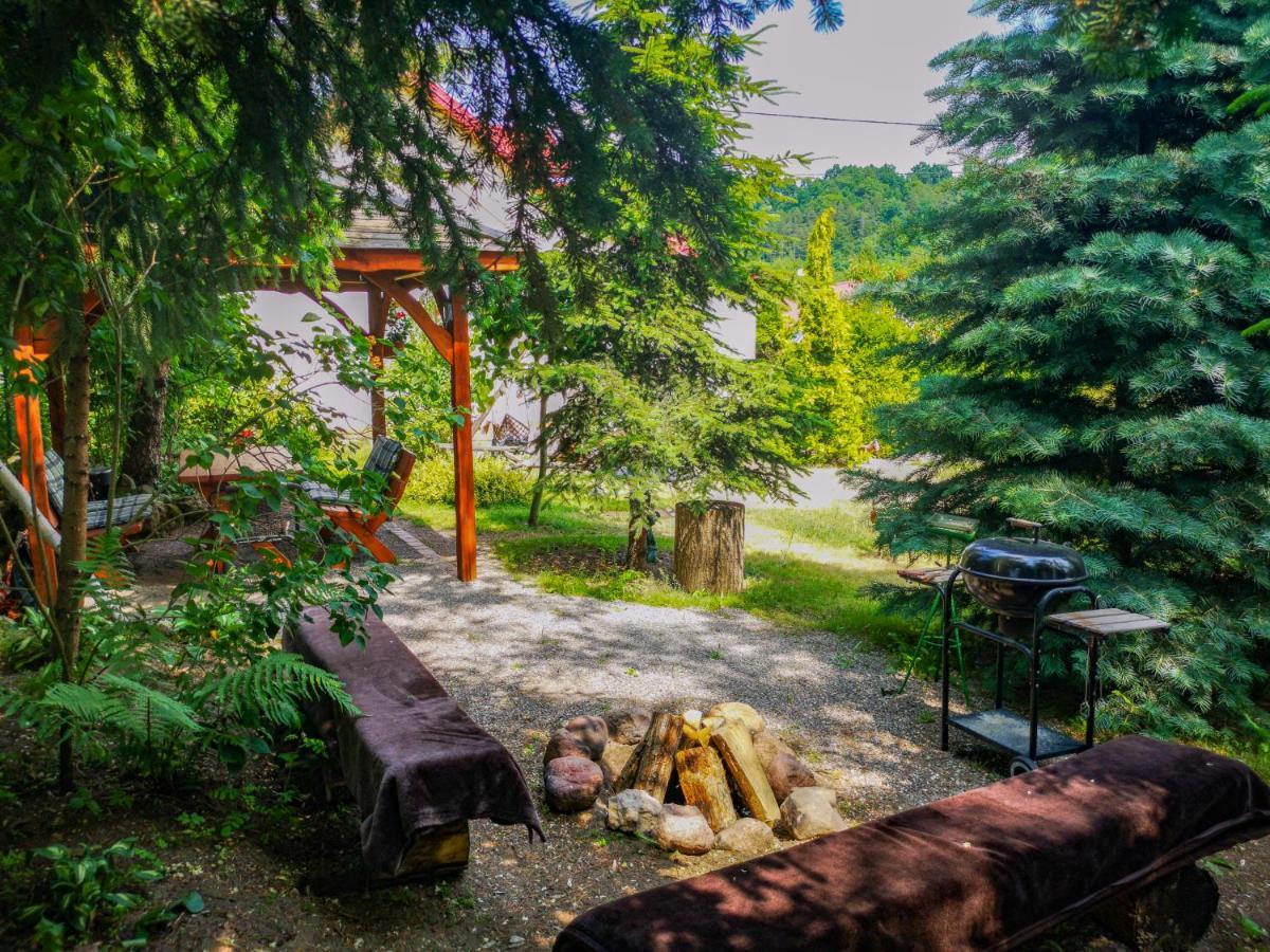 Domek Na Zarzeczu Baltow Exteriér fotografie